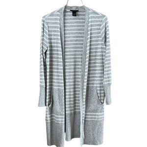 Grace The perfect Fit Long Duster Size Medium Gray and White Stripes Pockets